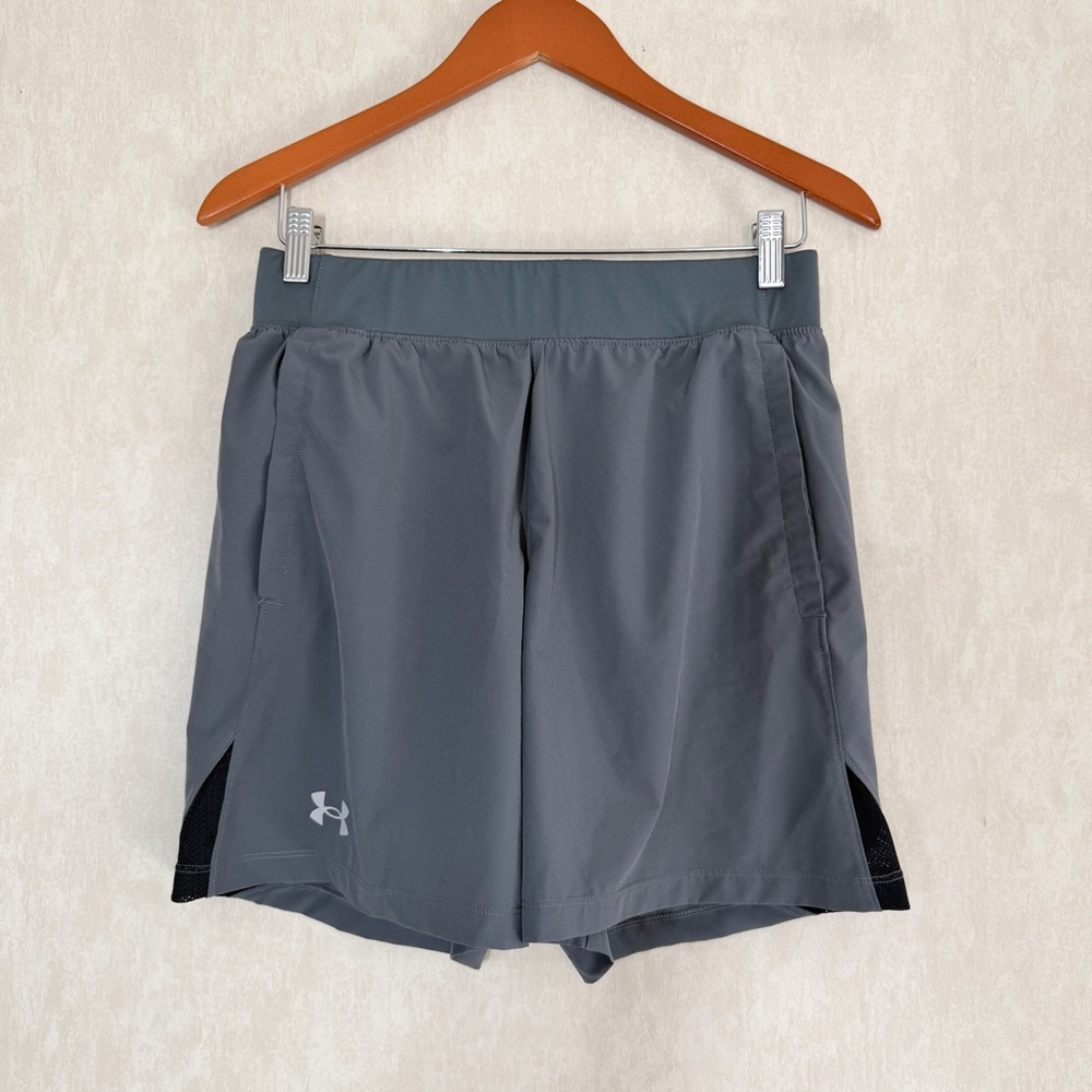 Under Armour Men's Speed Pocket Linerless 7” Shorts Pull On in Gray M